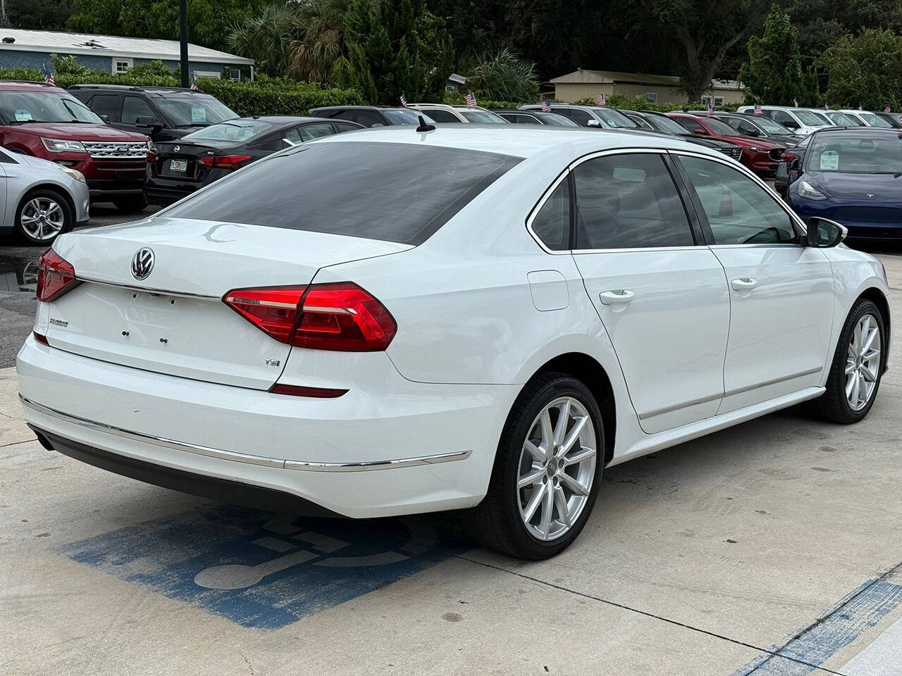 2016 Volkswagen Passat for sale at DJA Autos Center in Orlando, FL