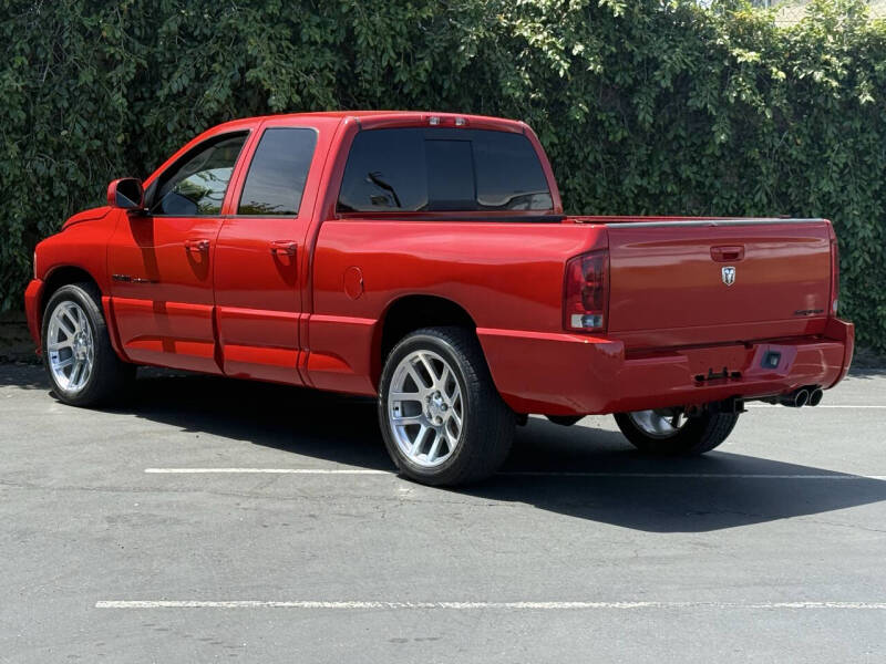 2005 Dodge Ram 1500 SRT-10