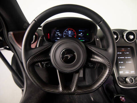 2025 McLaren GTS