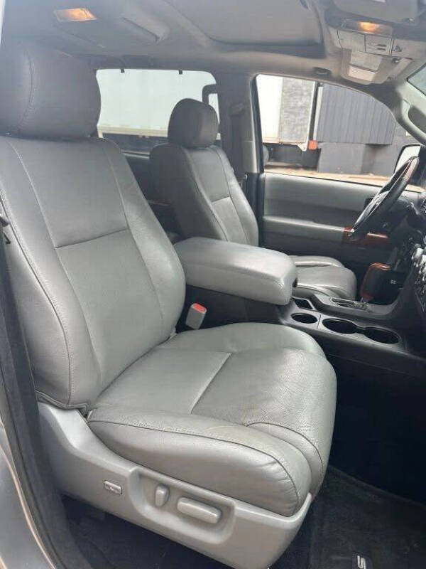 2018 Toyota Sequoia Platinum