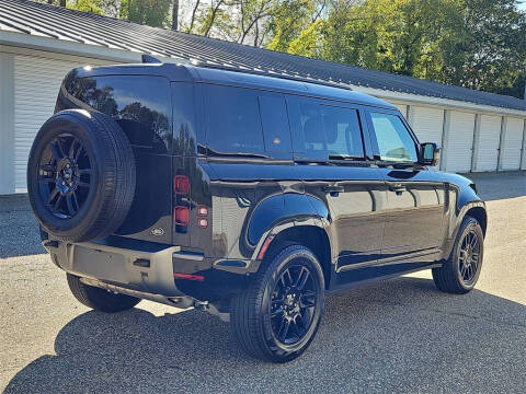 2022 Land Rover Defender 110 X-Dynamic SE