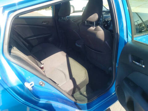 2019 Toyota Prius LE