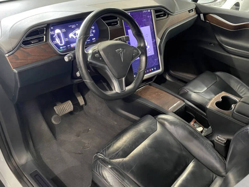 2016 Tesla Model X 90D