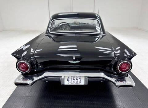 1957 Ford Thunderbird