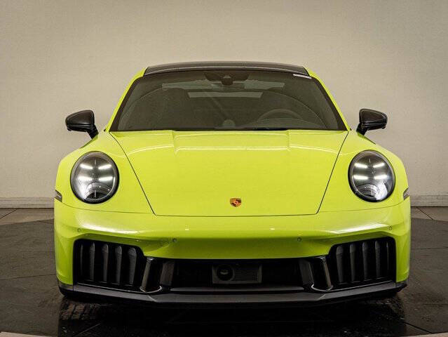2025 Porsche 911 Carrera GTS