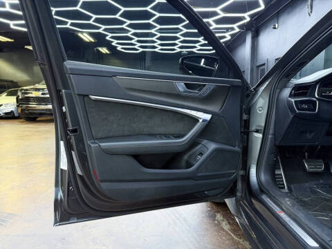 2021 Audi RS 6 Avant 4.0T quattro Avant