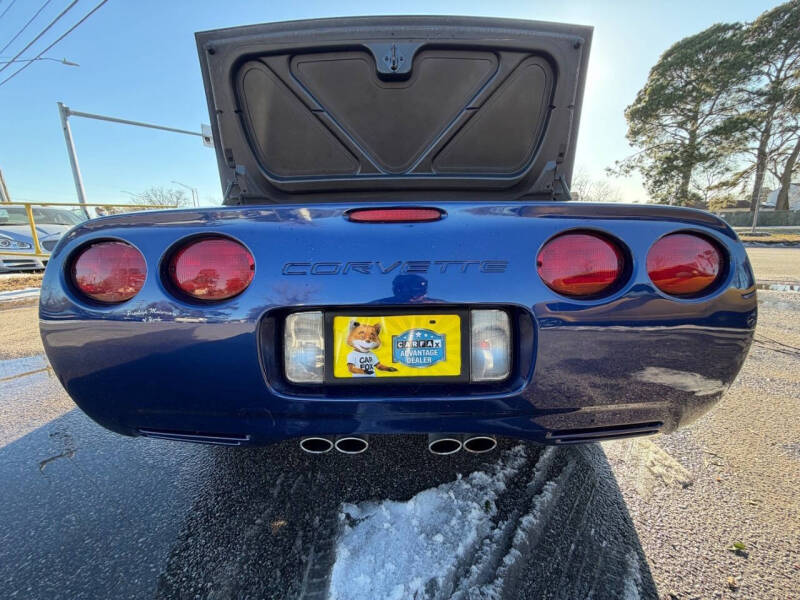2004 Chevrolet Corvette
