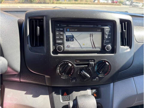 2017 Nissan NV200