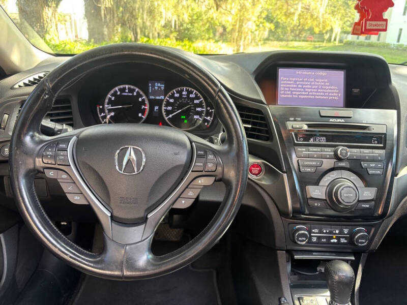 2013 Acura ILX 2.0L w/Tech