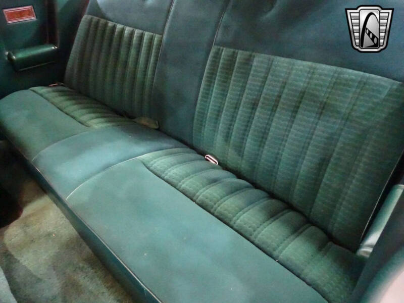 1977 Ford Thunderbird