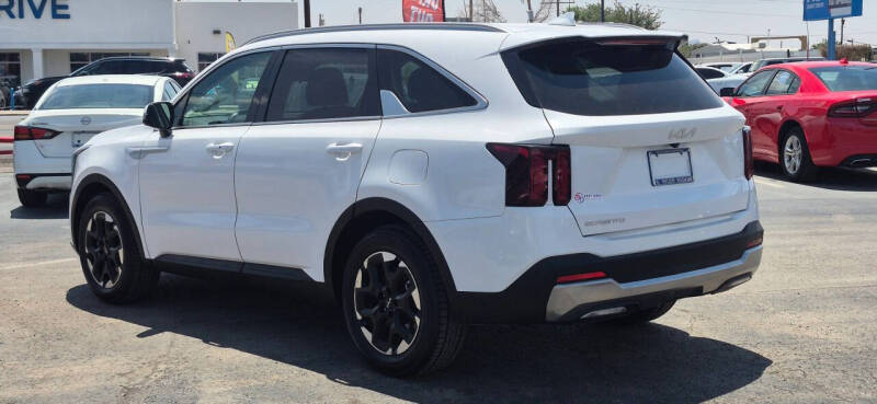 2024 Kia Sorento S