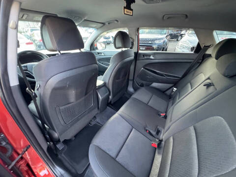 2017 Hyundai Tucson SE