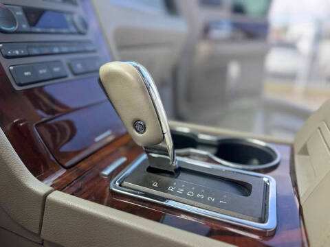 2011 Lincoln Navigator