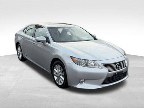 2013 Lexus ES 300h