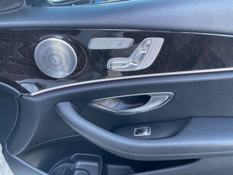 2019 Mercedes-Benz E-Class E 300