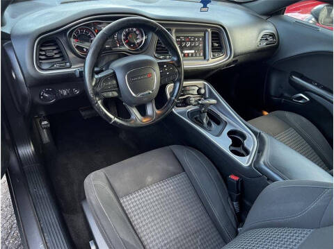 2019 Dodge Challenger SXT