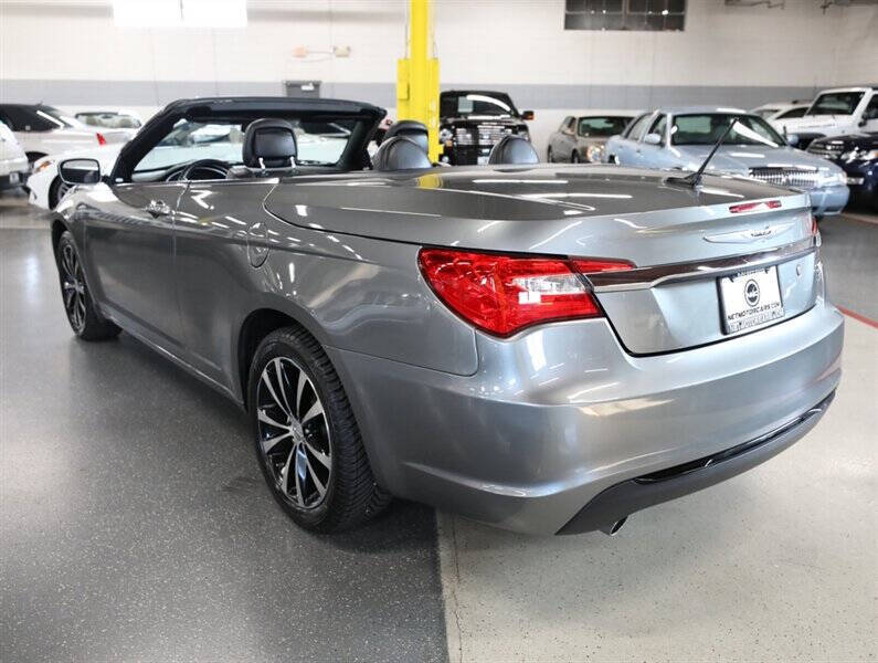 2011 Chrysler 200 S
