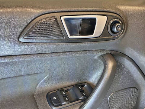 2016 Ford Fiesta SE