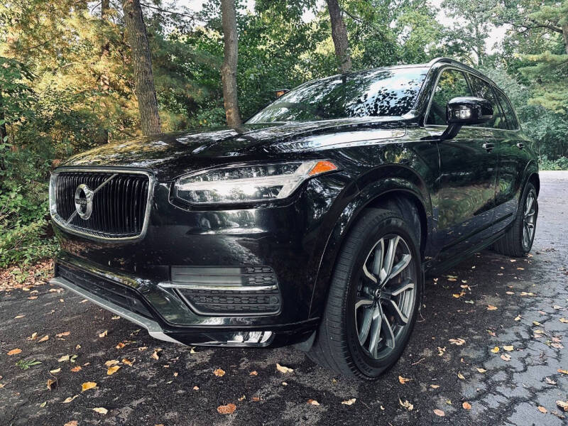 2018 Volvo XC90 T5 Momentum 7-Passenger