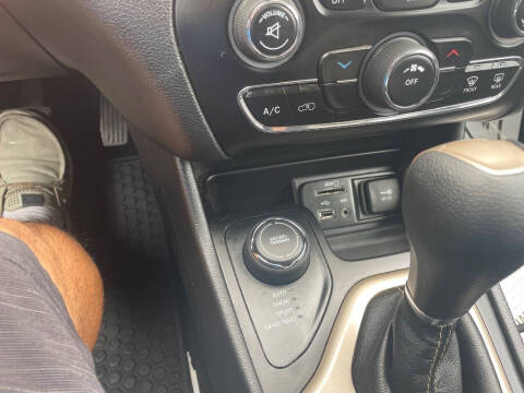 2018 Jeep Cherokee Latitude