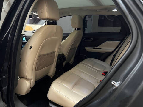 2019 Jaguar F-PACE 25t Prestige