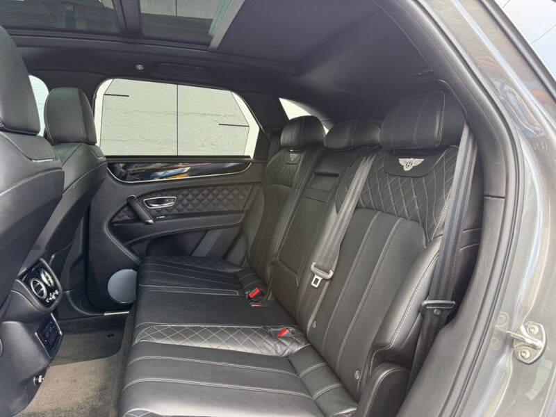 2018 Bentley Bentayga W12 Signature Edition
