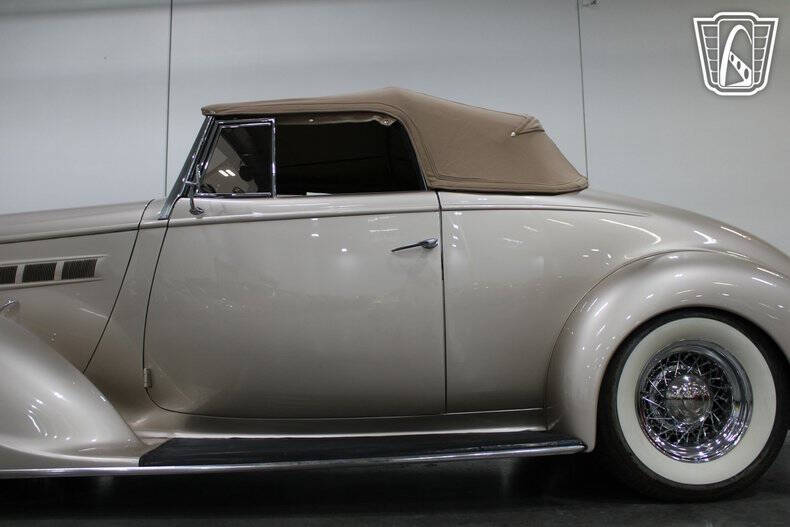 1937 Packard 115C