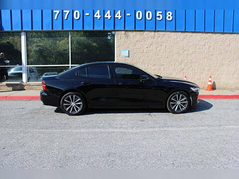 2022 Volvo S60 B5 Momentum