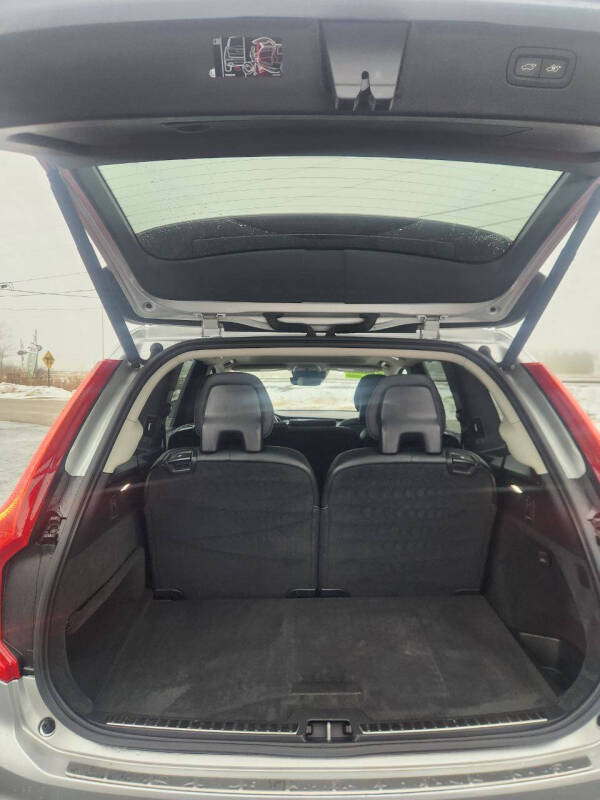 2019 Volvo XC90 T6 Inscription