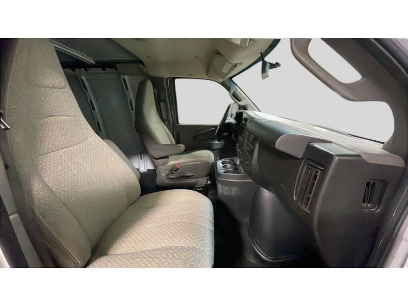 2020 Chevrolet Express 2500