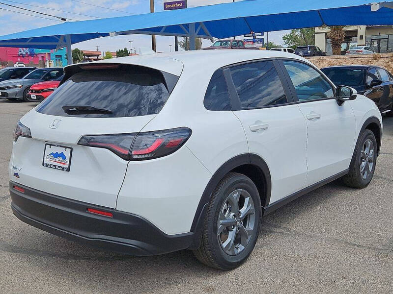 2027 Honda HR-V LX