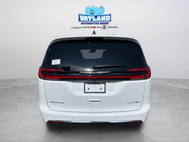 2026 Chrysler Pacifica Limited