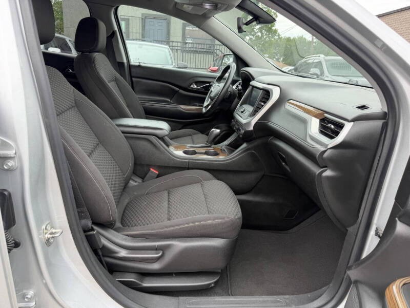 2017 GMC Acadia SLE-1