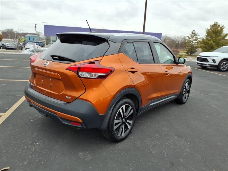 2019 Nissan Kicks SR