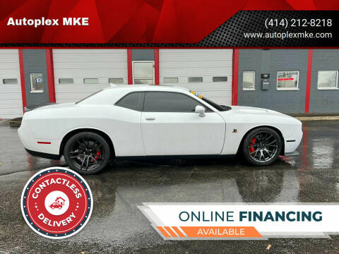 2016 Dodge Challenger for sale at Financiar Autoplex in Milwaukee WI