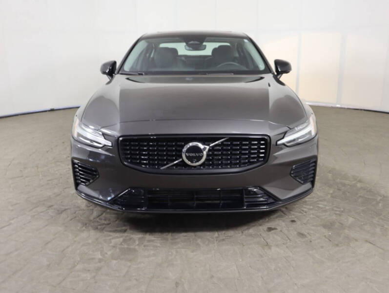 2025 Volvo S60 T8 Ultra