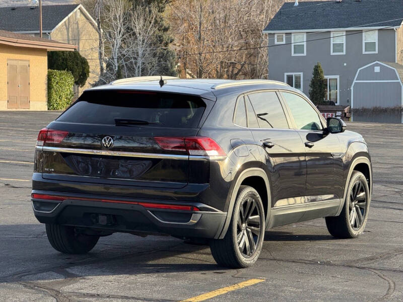 2022 Volkswagen Atlas Cross Sport V6 SE