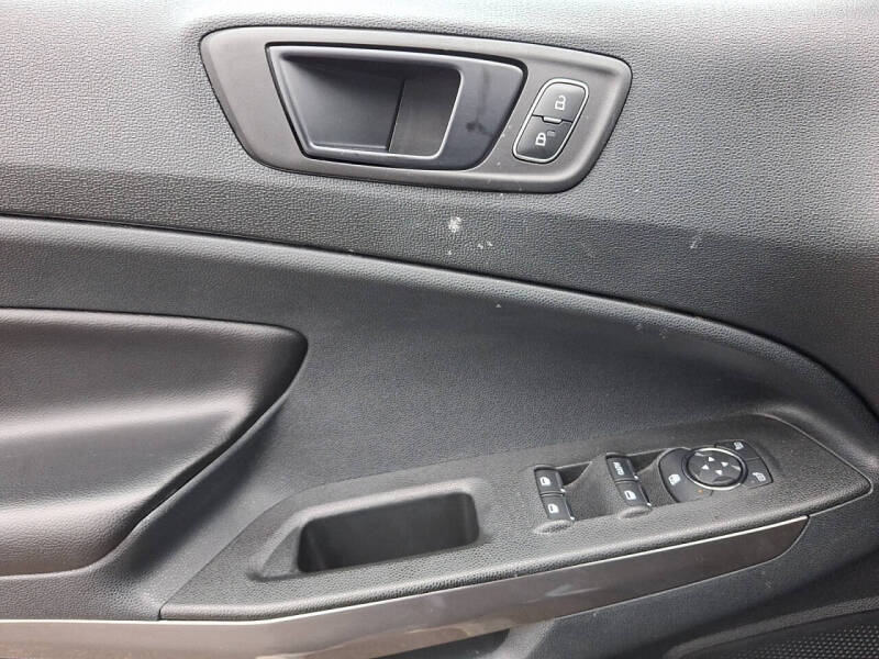 2022 Ford EcoSport SES