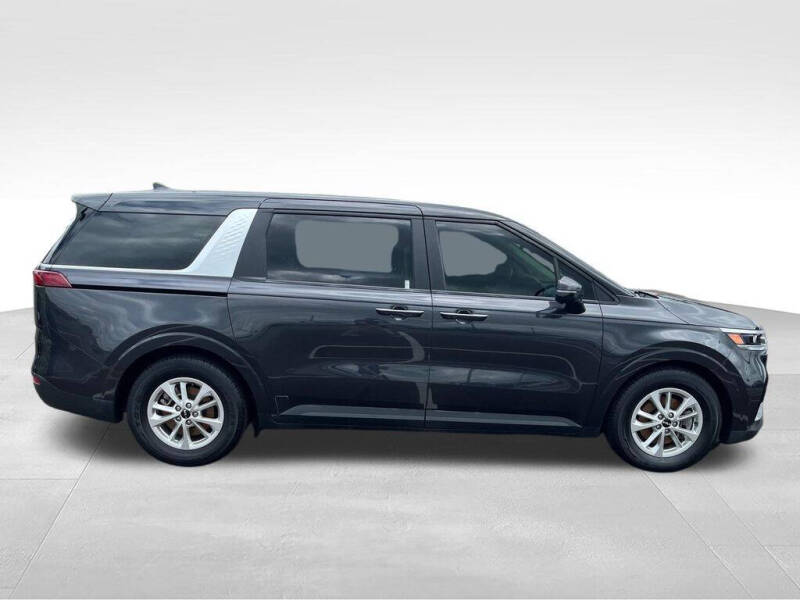 2024 Kia Carnival