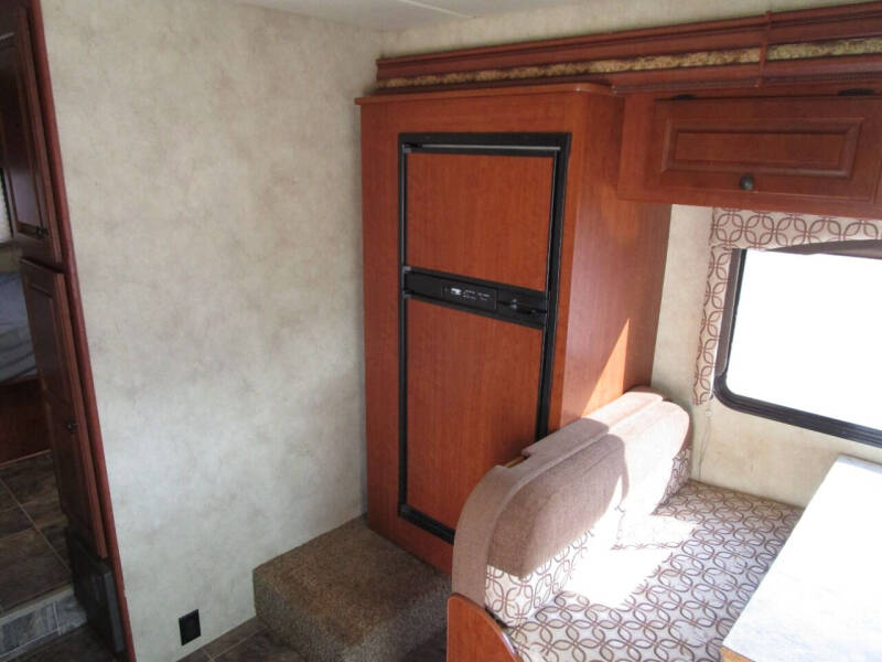 2012 Thor Motor Coach FREEDOM ELITE 26E