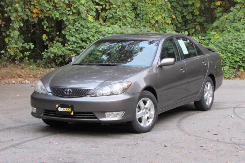 2005 Toyota Camry SE photo 37