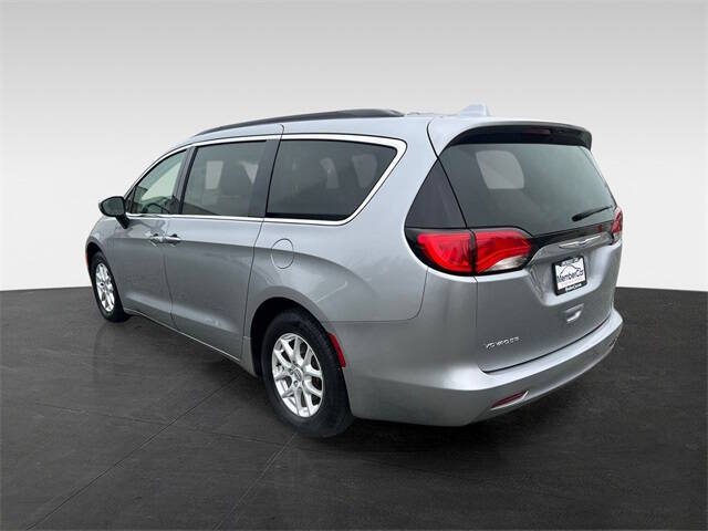 2020 Chrysler Voyager LXi