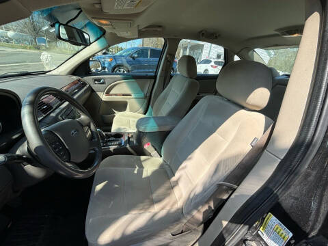 2009 Ford Taurus SEL