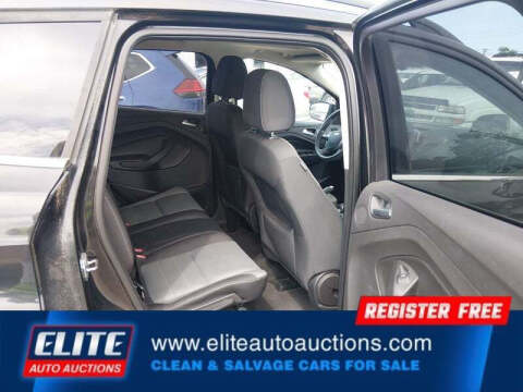 2015 Ford Escape SE