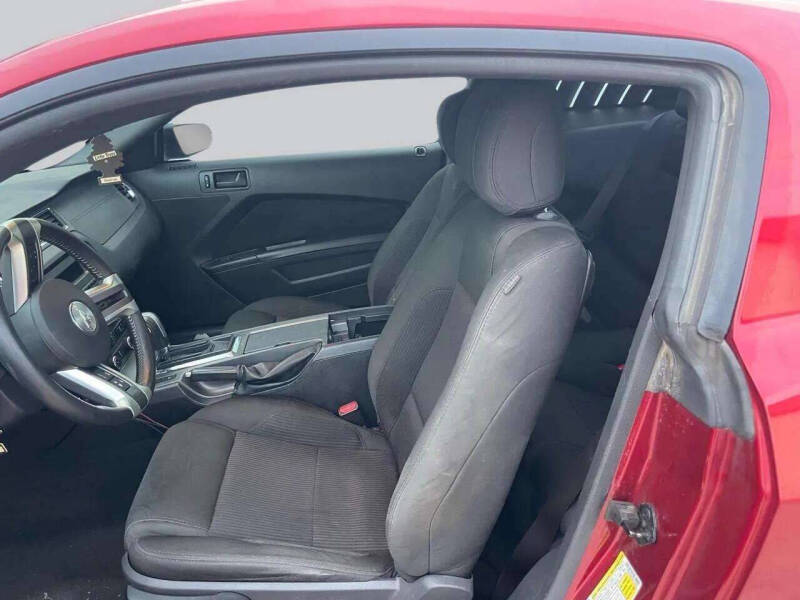 2014 Ford Mustang V6