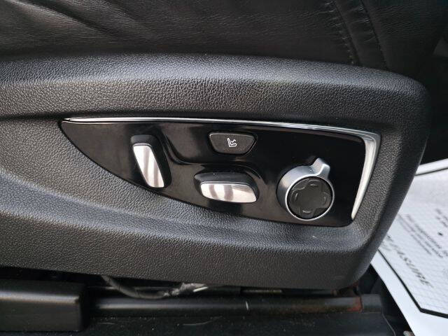 2017 Cadillac Escalade Platinum