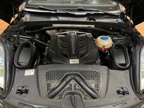 2018 Porsche Macan S