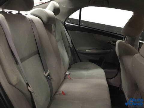 2011 Toyota Corolla LE