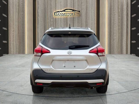2020 Nissan Kicks SR