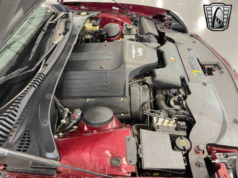 2004 Ford Thunderbird Deluxe